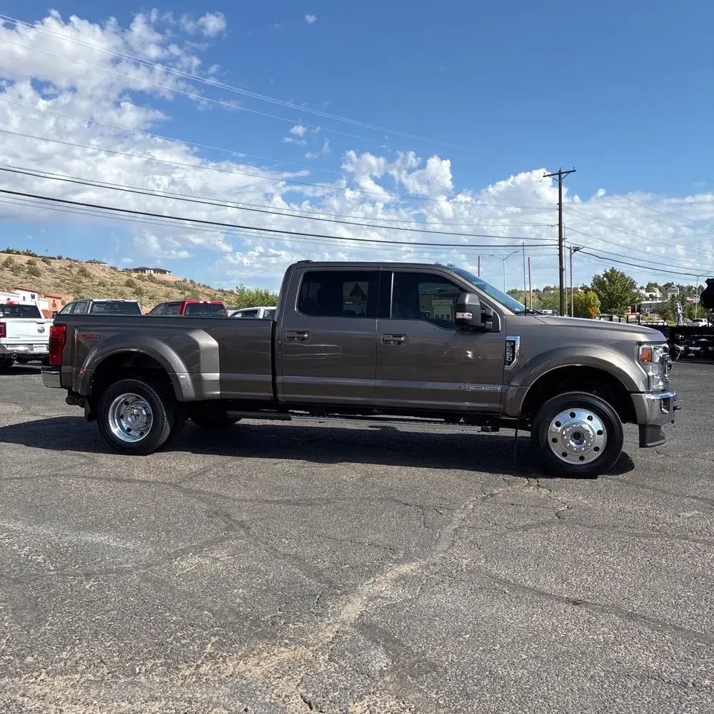 2022 Ford F-450 Super Duty Lariat