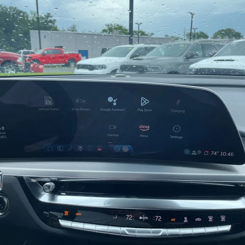 2025 Cadillac LYRIQ Sport 2