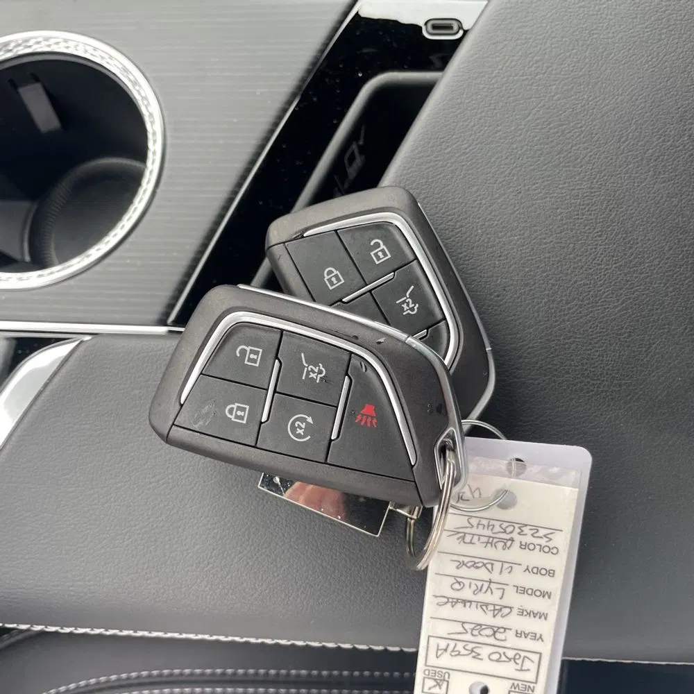 2025 Cadillac LYRIQ Sport 2