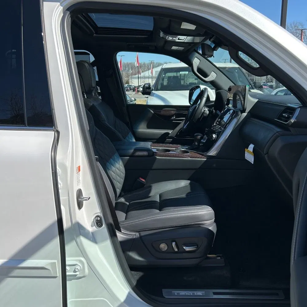 2024 Lexus LX 600 Ultra Luxury