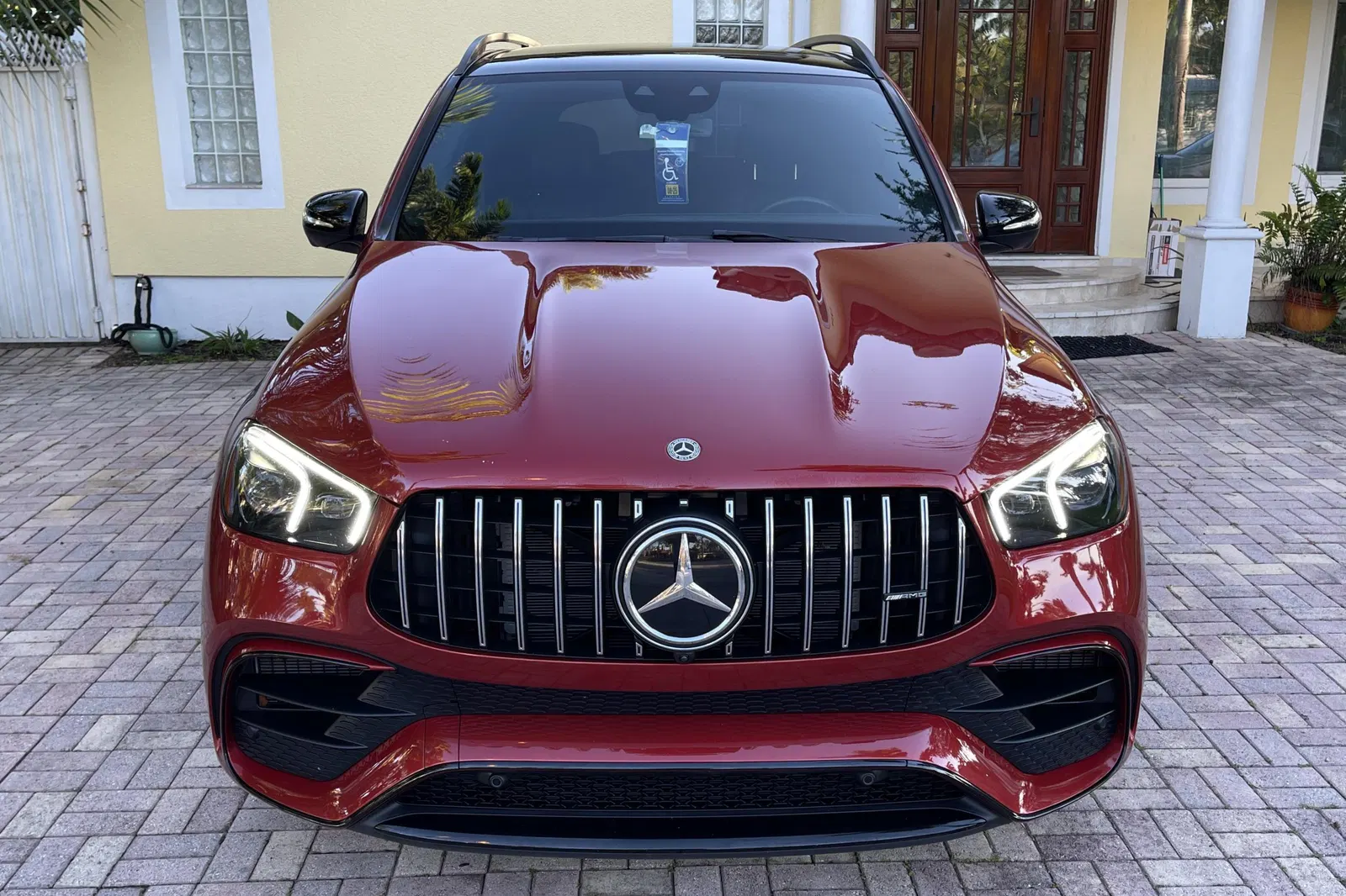 2021 Mercedes-AMG GLE 63 S - Twin-Turbo V8 Power, Highly Optioned, AWD, Designo Paint