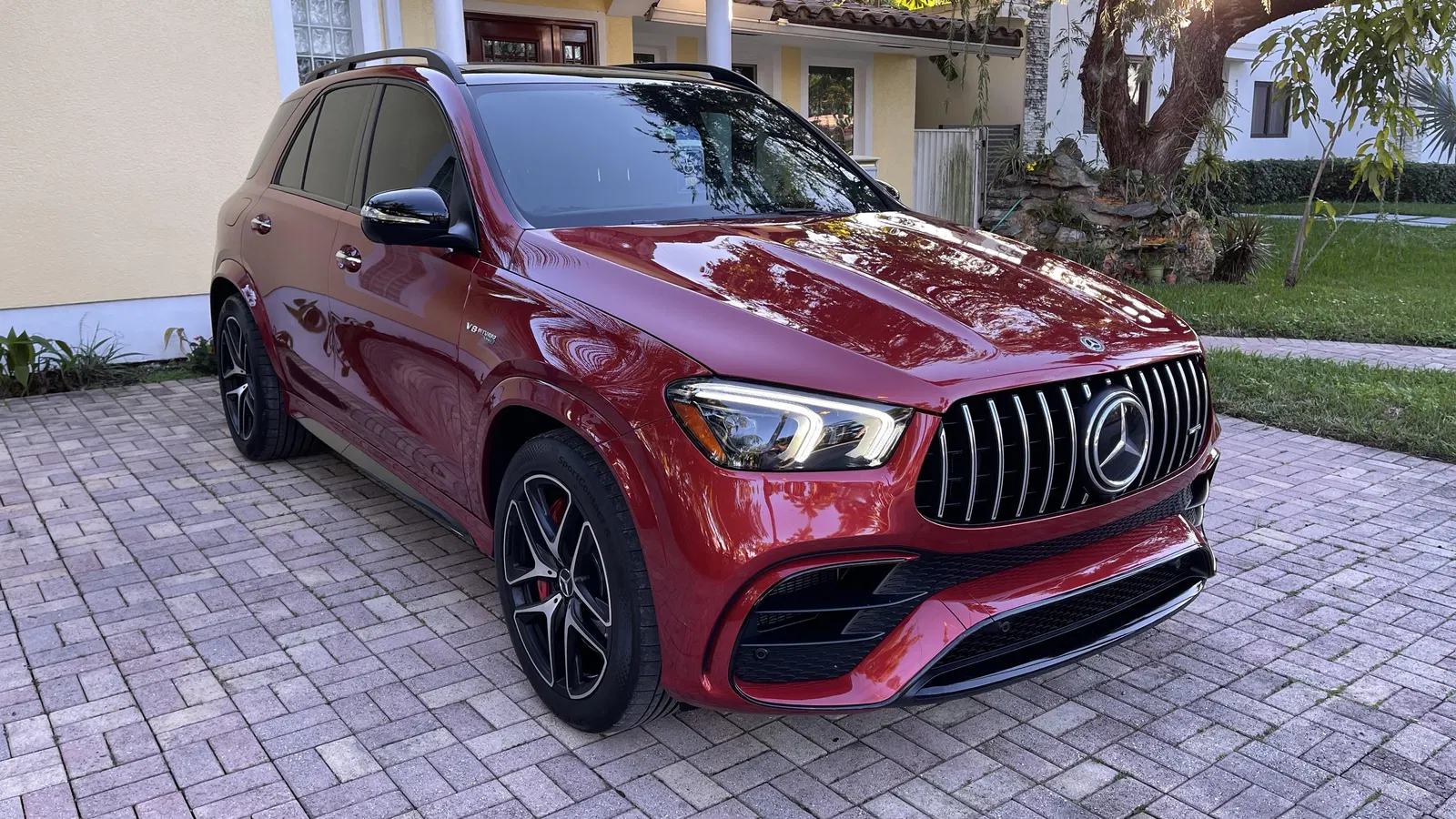 2021 Mercedes-AMG GLE 63 S - Twin-Turbo V8 Power, Highly Optioned, AWD, Designo Paint