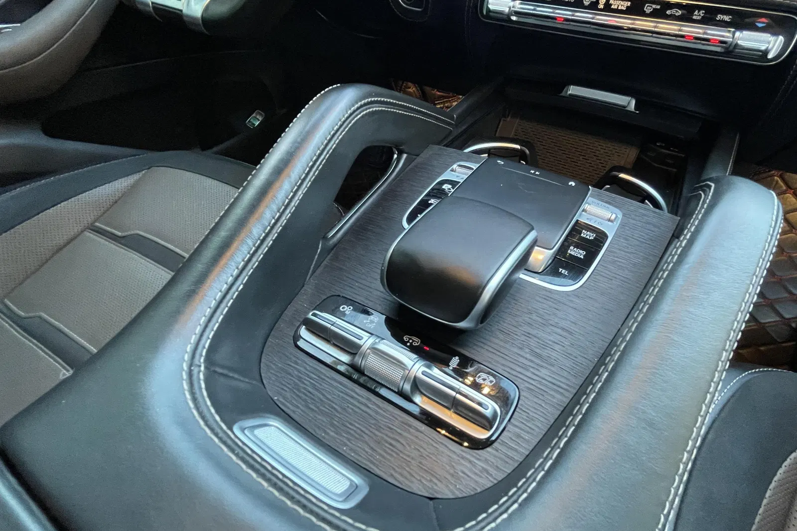 2021 Mercedes-AMG GLE 63 S - Twin-Turbo V8 Power, Highly Optioned, AWD, Designo Paint