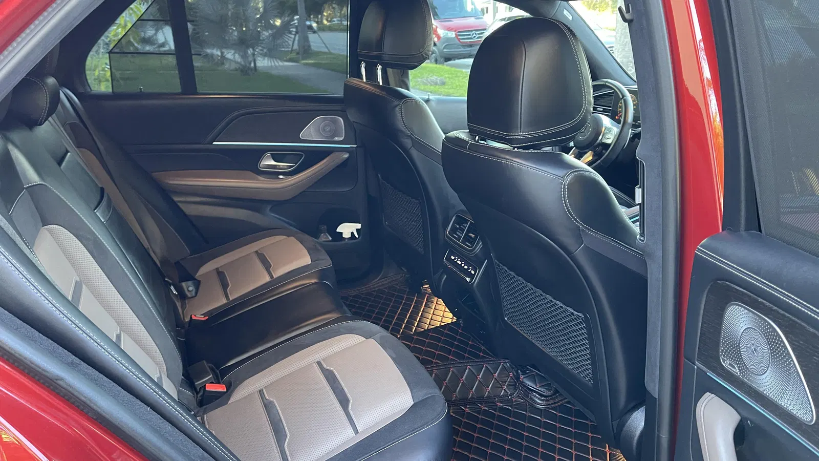 2021 Mercedes-AMG GLE 63 S - Twin-Turbo V8 Power, Highly Optioned, AWD, Designo Paint