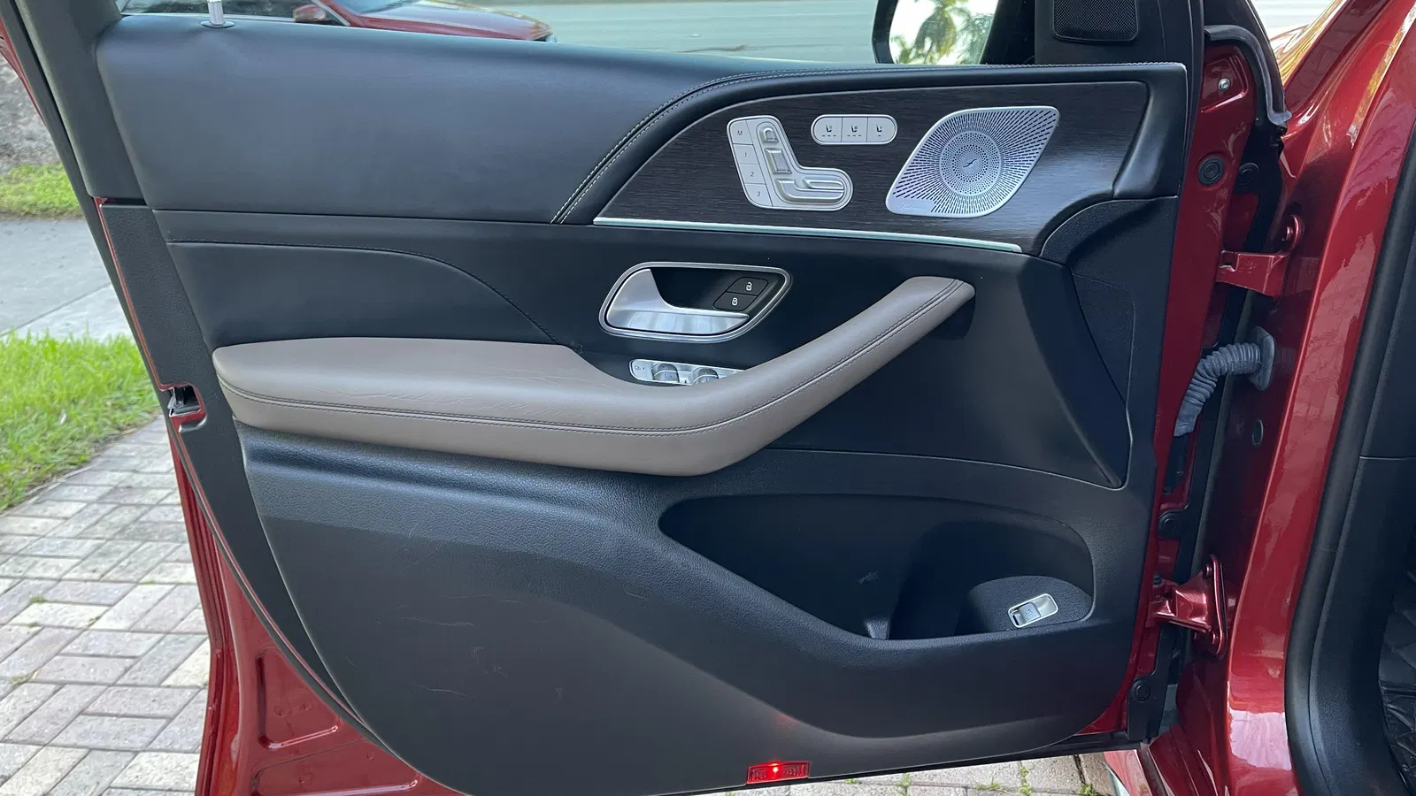 2021 Mercedes-AMG GLE 63 S - Twin-Turbo V8 Power, Highly Optioned, AWD, Designo Paint