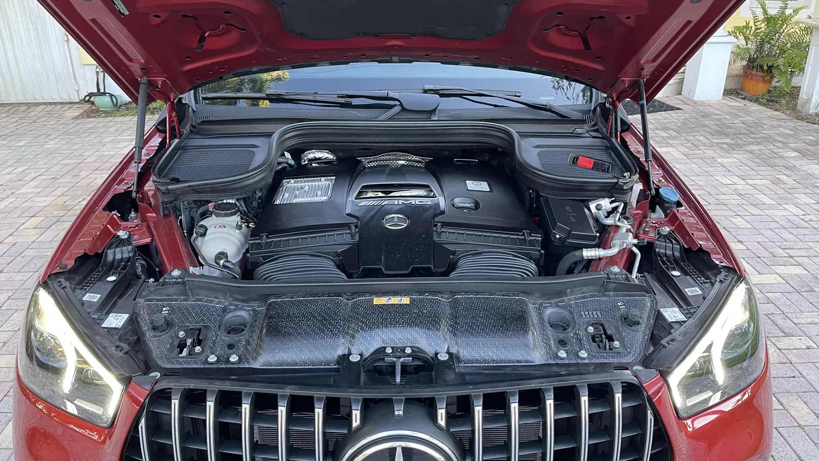 2021 Mercedes-AMG GLE 63 S - Twin-Turbo V8 Power, Highly Optioned, AWD, Designo Paint