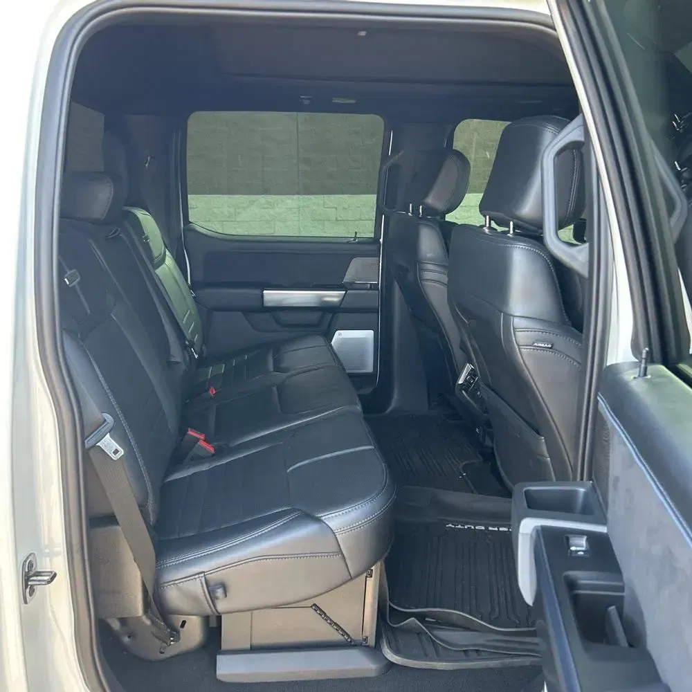 2025 Ford F-450 Super Duty Platinum