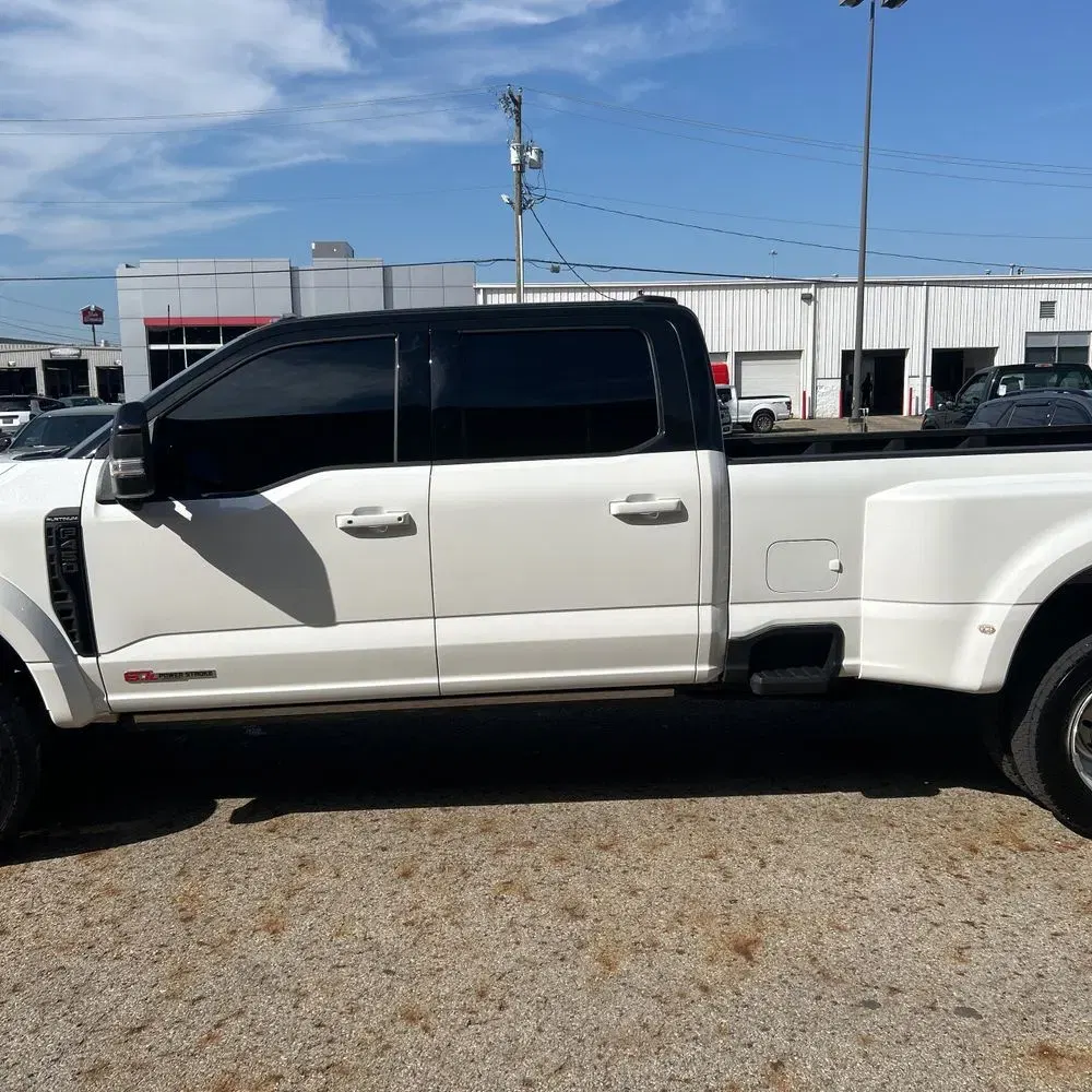 2025 Ford F-450 Super Duty Platinum