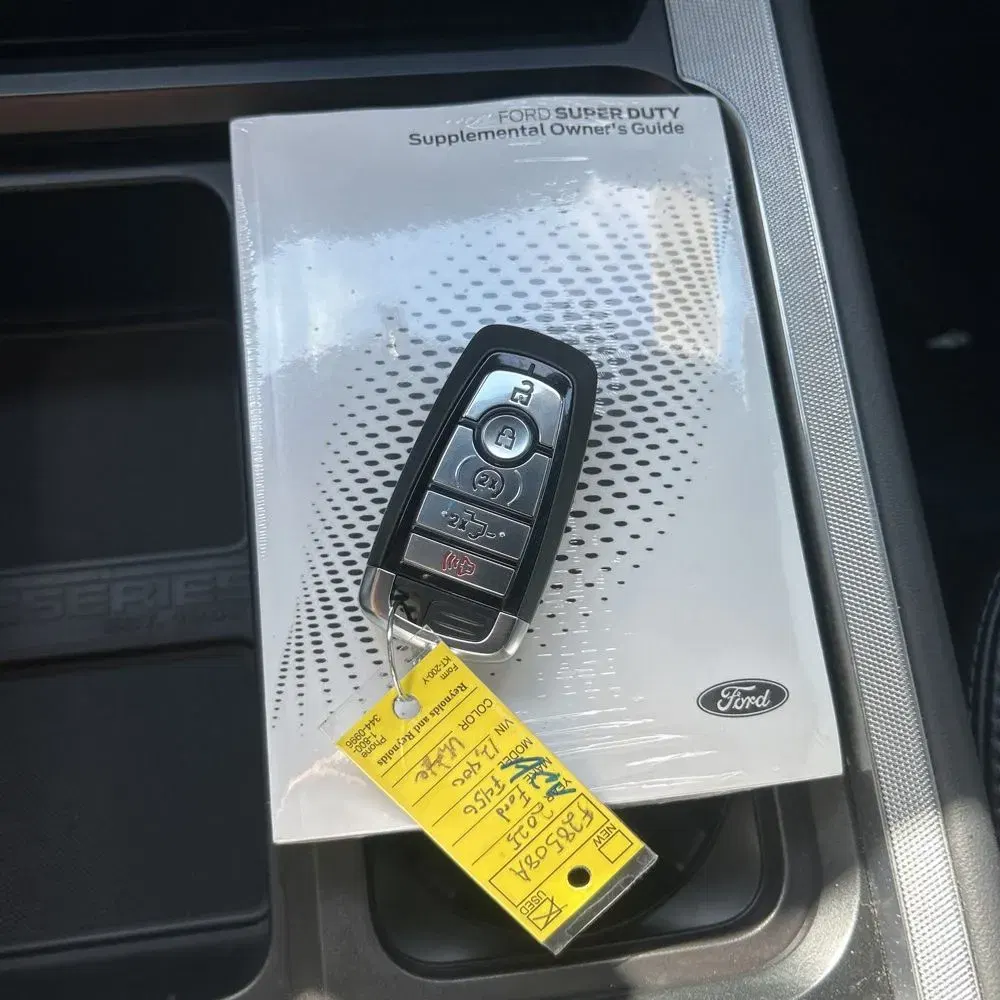 2025 Ford F-450 Super Duty Platinum