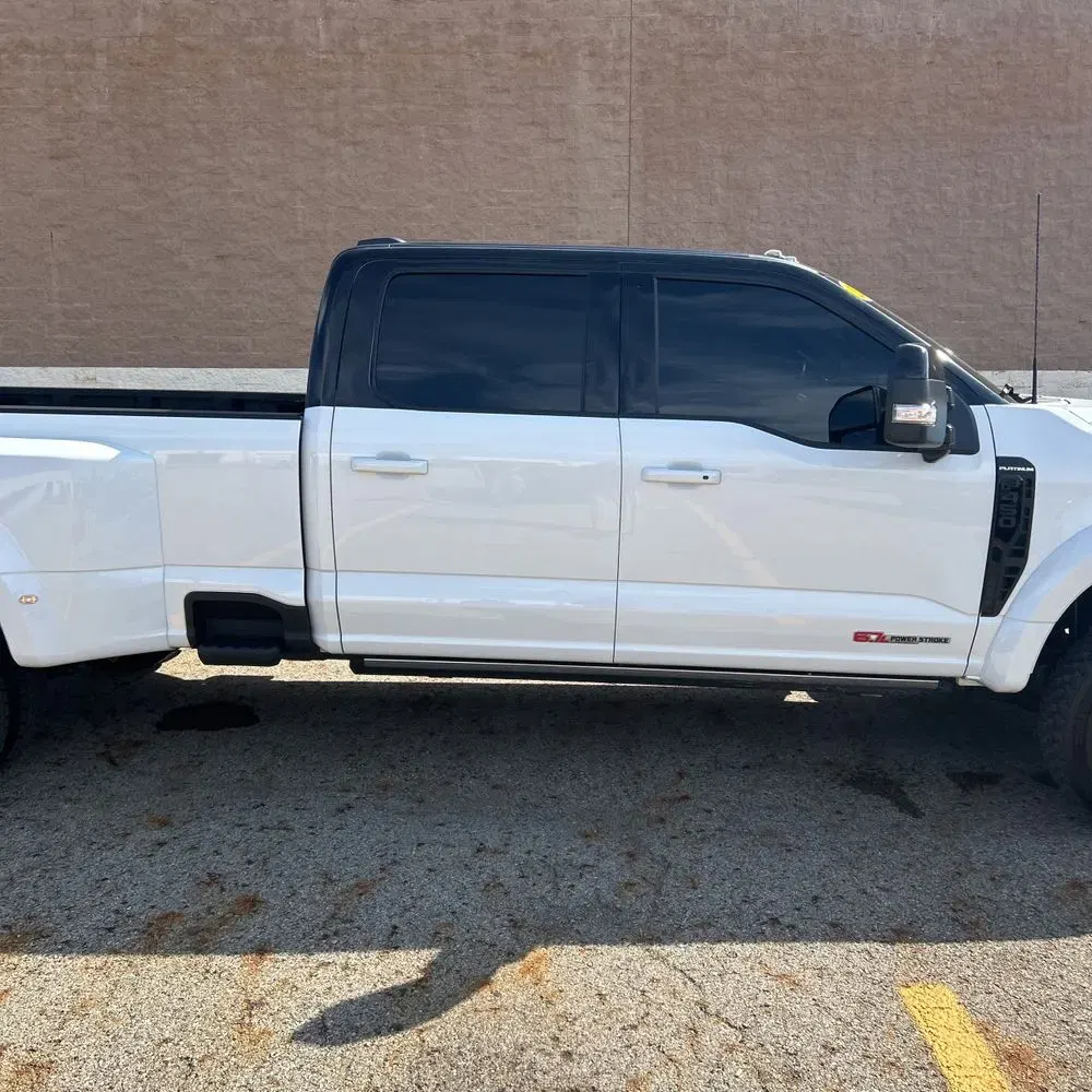 2025 Ford F-450 Super Duty Platinum