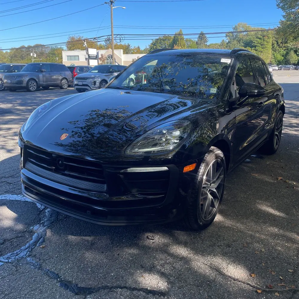 2024 Porsche Macan Base