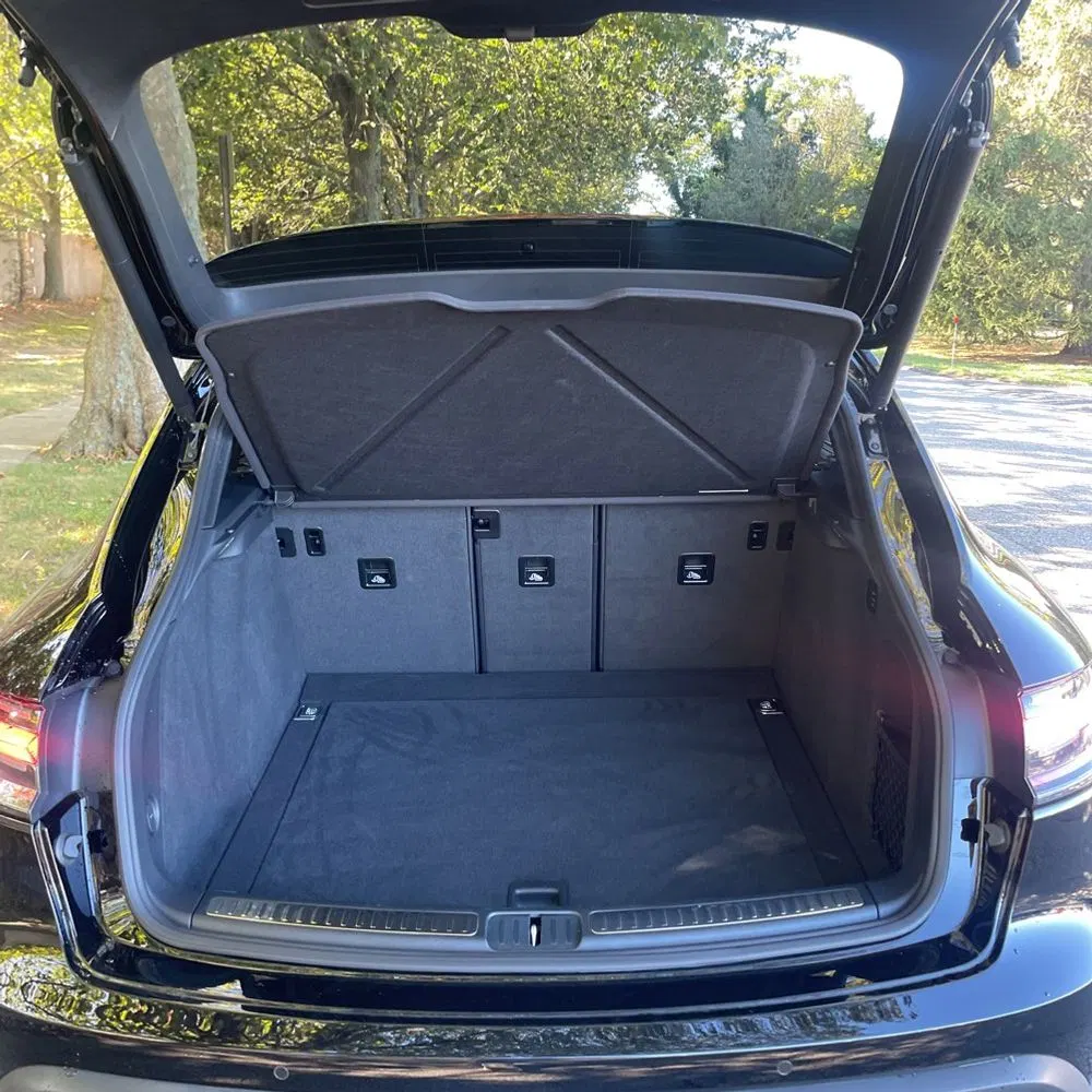 2024 Porsche Macan Base