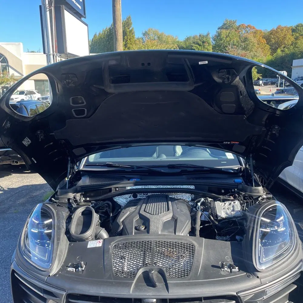 2024 Porsche Macan Base