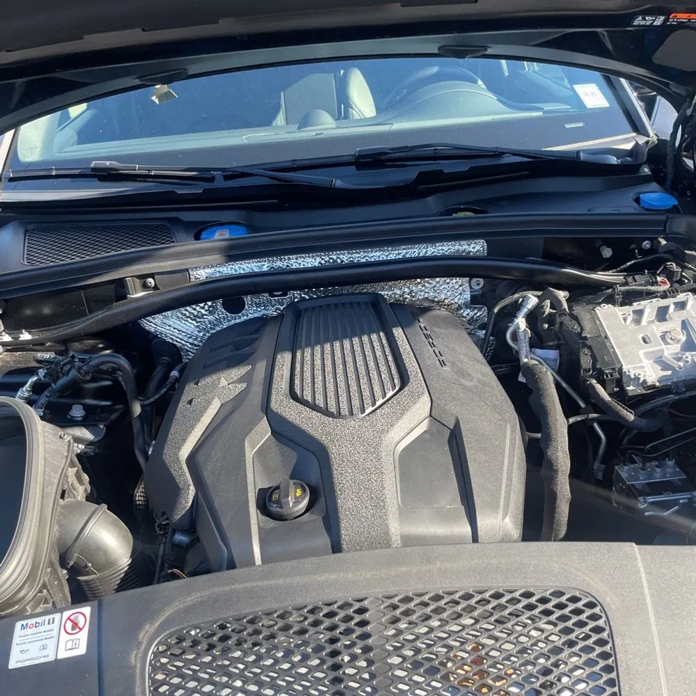2024 Porsche Macan Base