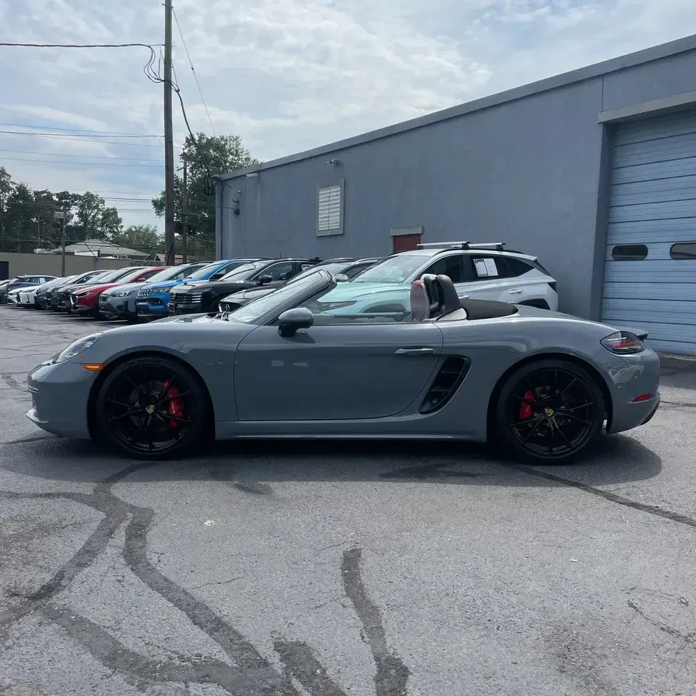 2023 Porsche 718 Boxster S