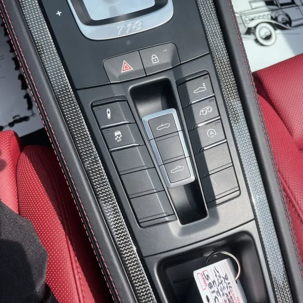 2023 Porsche 718 Boxster S