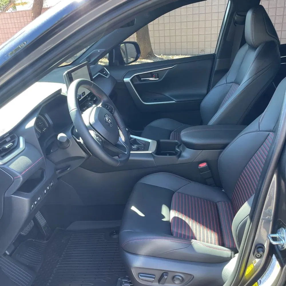 2025 Toyota RAV4 Plug-in Hybrid XSE