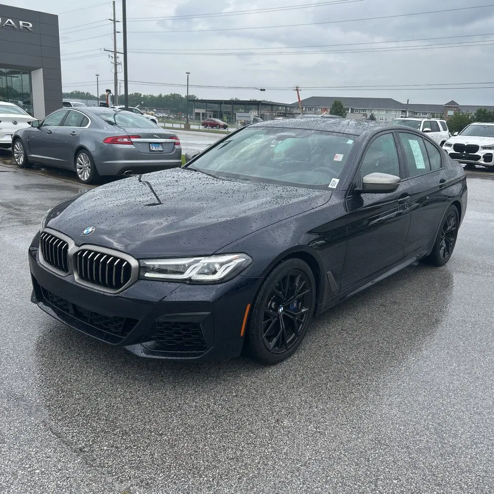 2023 BMW 5-Series M550xi