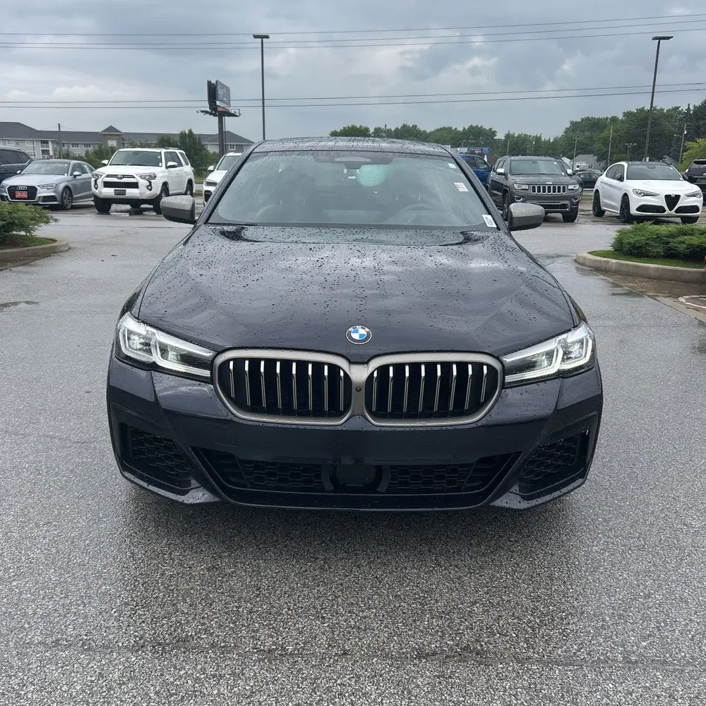 2023 BMW 5-Series M550xi