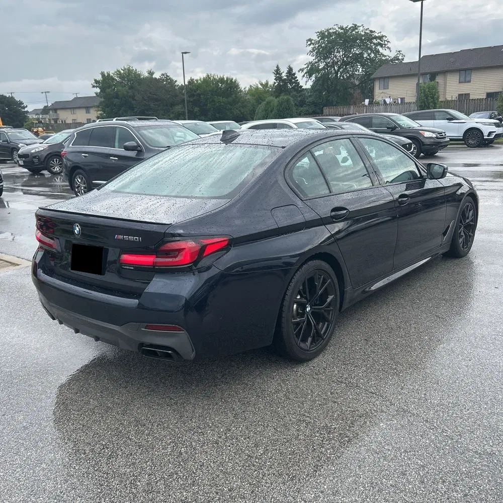 2023 BMW 5-Series M550xi