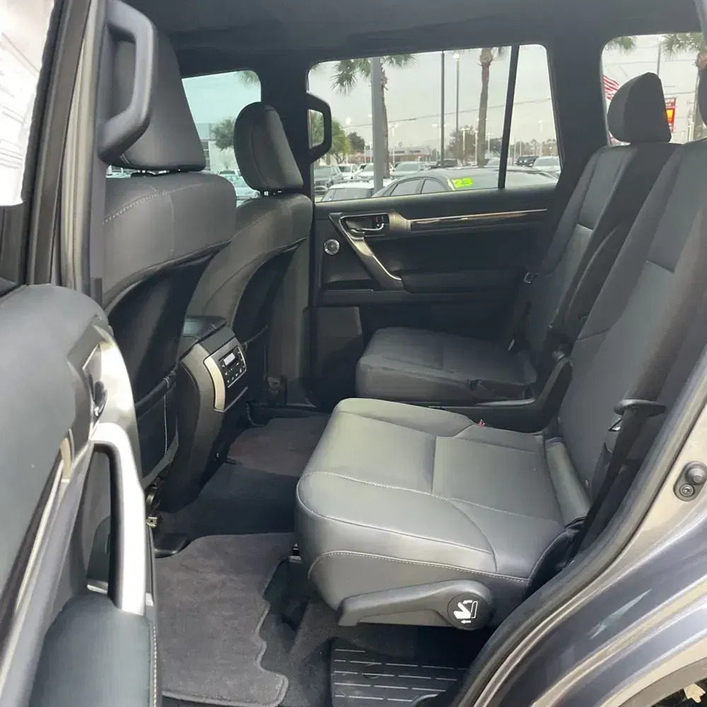 2023 Lexus GX 460 Base