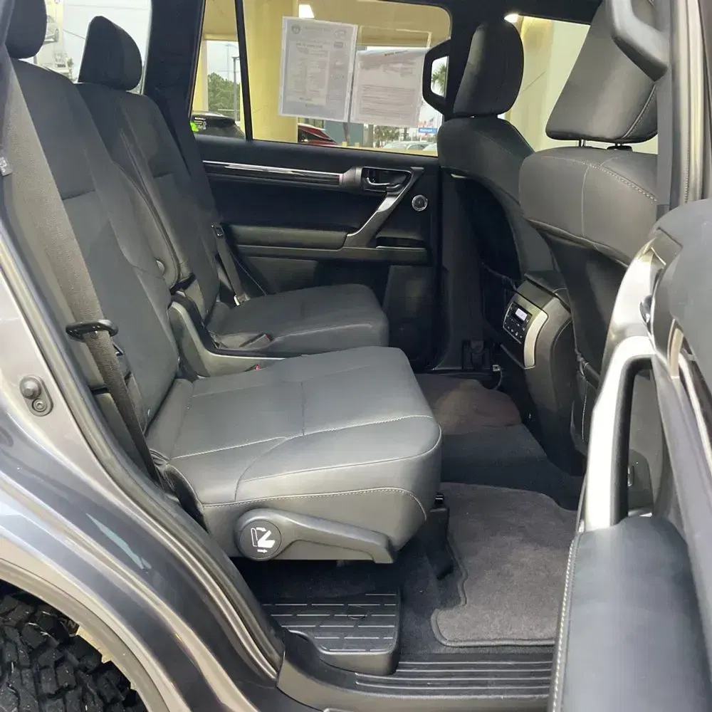 2023 Lexus GX 460 Base