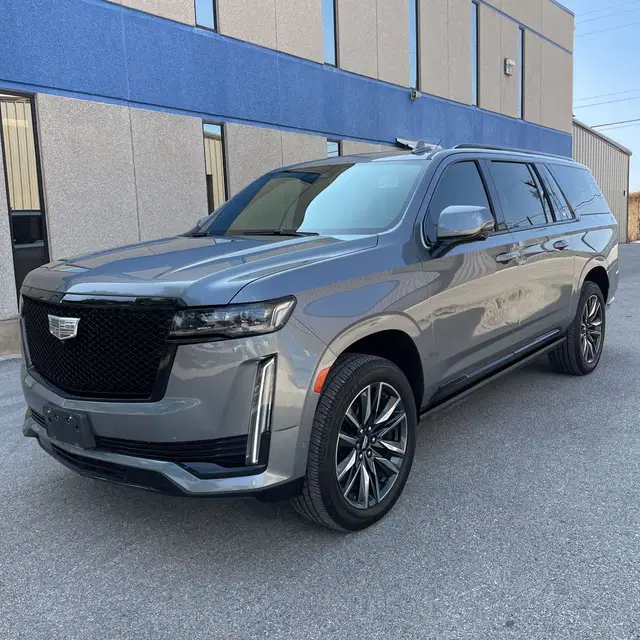 2022 Cadillac Escalade ESV Sport