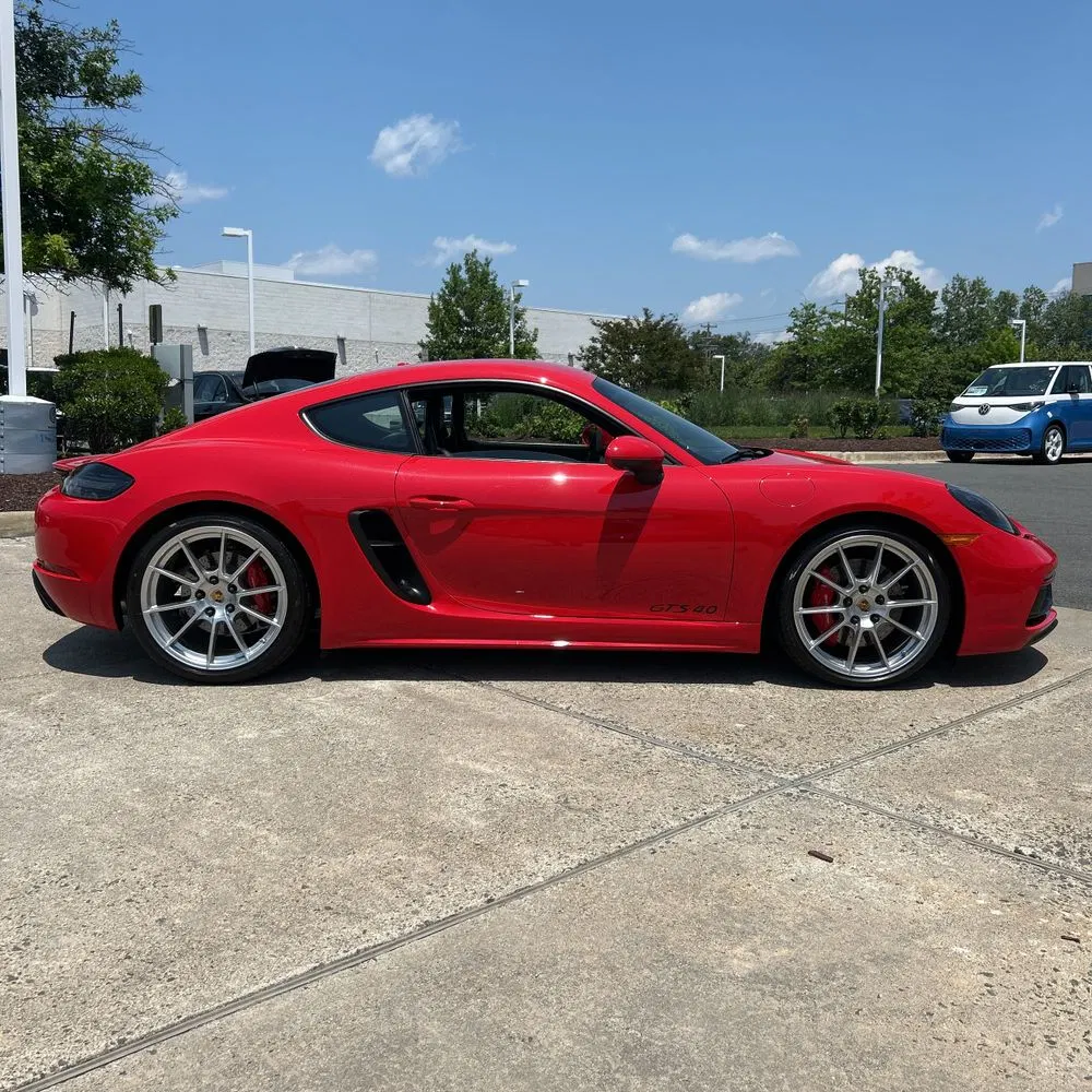 2023 Porsche 718 Cayman GTS 4.0