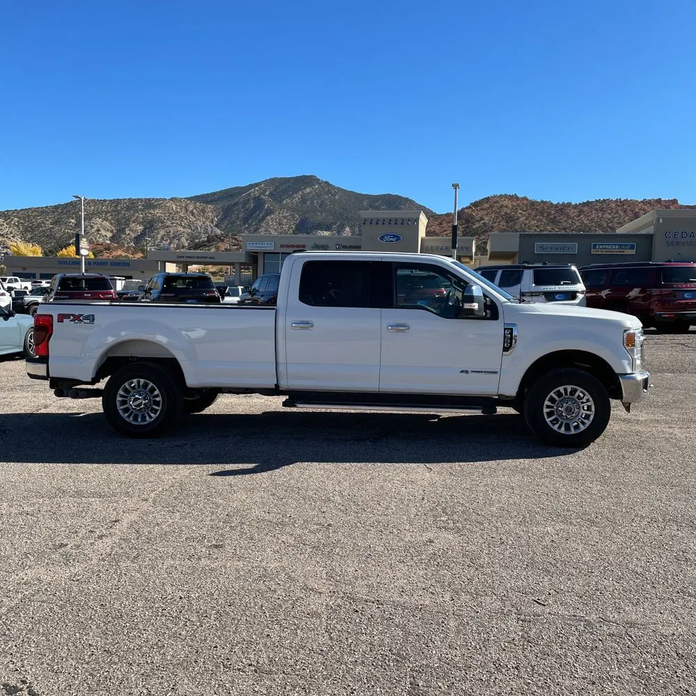 2022 Ford F-350 Super Duty Lariat