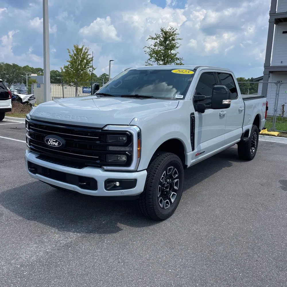 2025 Ford F-250 Super Duty Platinum