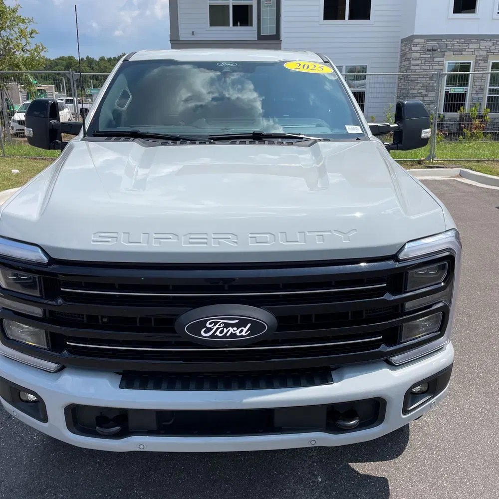 2025 Ford F-250 Super Duty Platinum