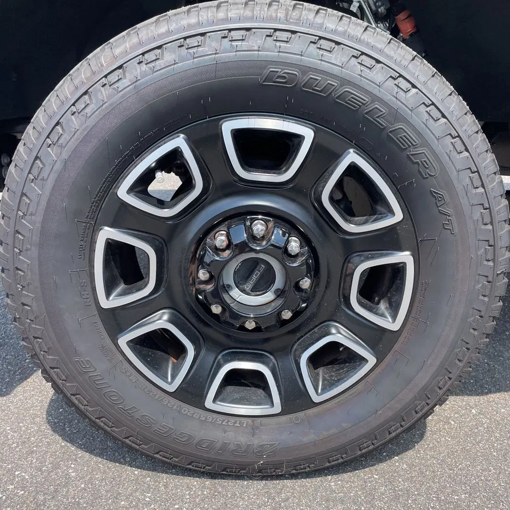 2025 Ford F-250 Super Duty Platinum