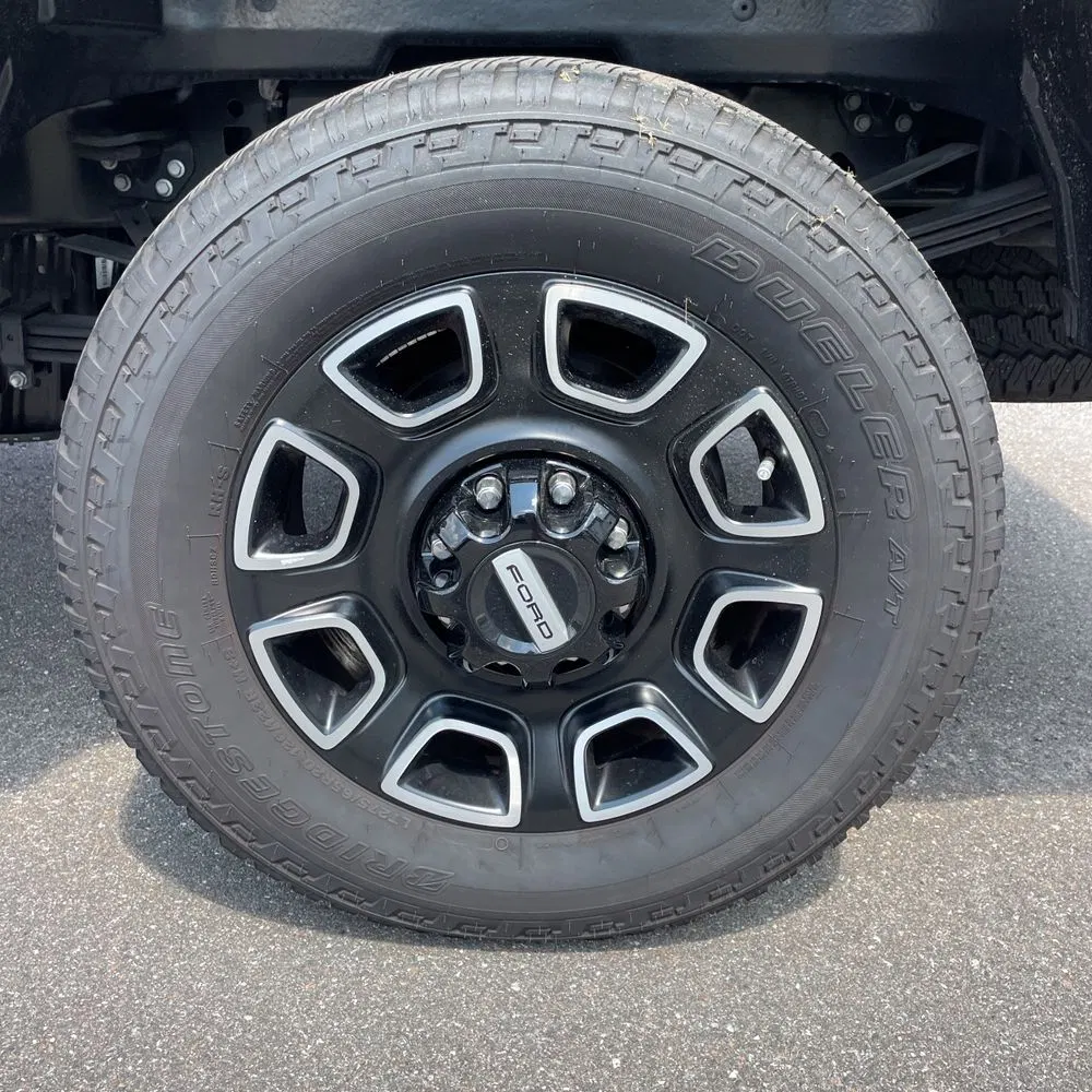 2025 Ford F-250 Super Duty Platinum