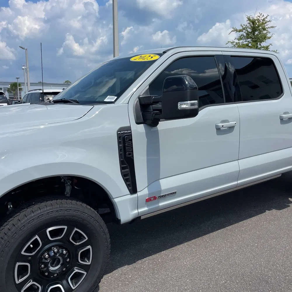 2025 Ford F-250 Super Duty Platinum