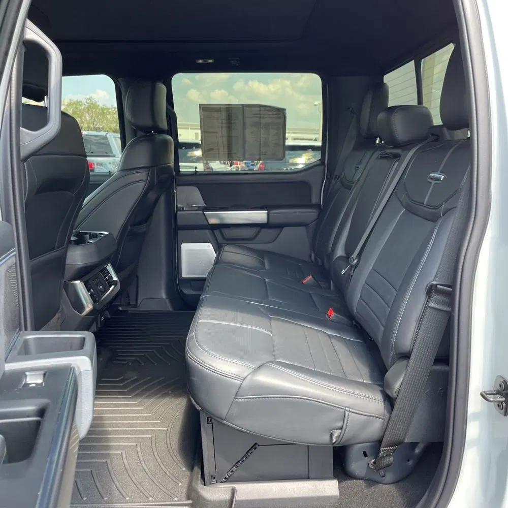 2025 Ford F-250 Super Duty Platinum