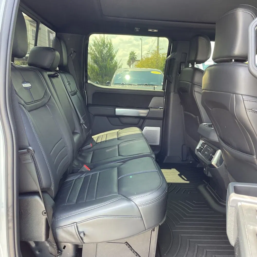 2025 Ford F-250 Super Duty Platinum
