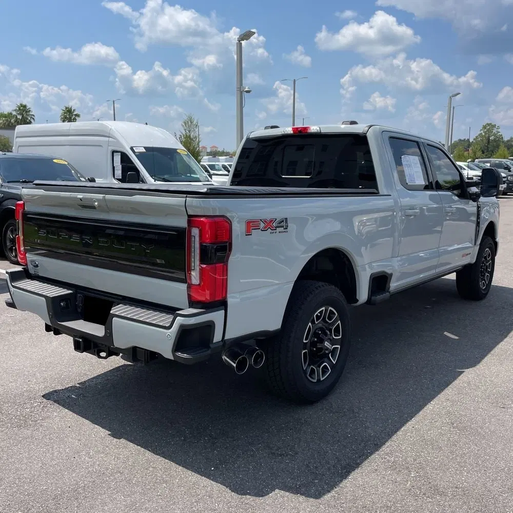 2025 Ford F-250 Super Duty Platinum