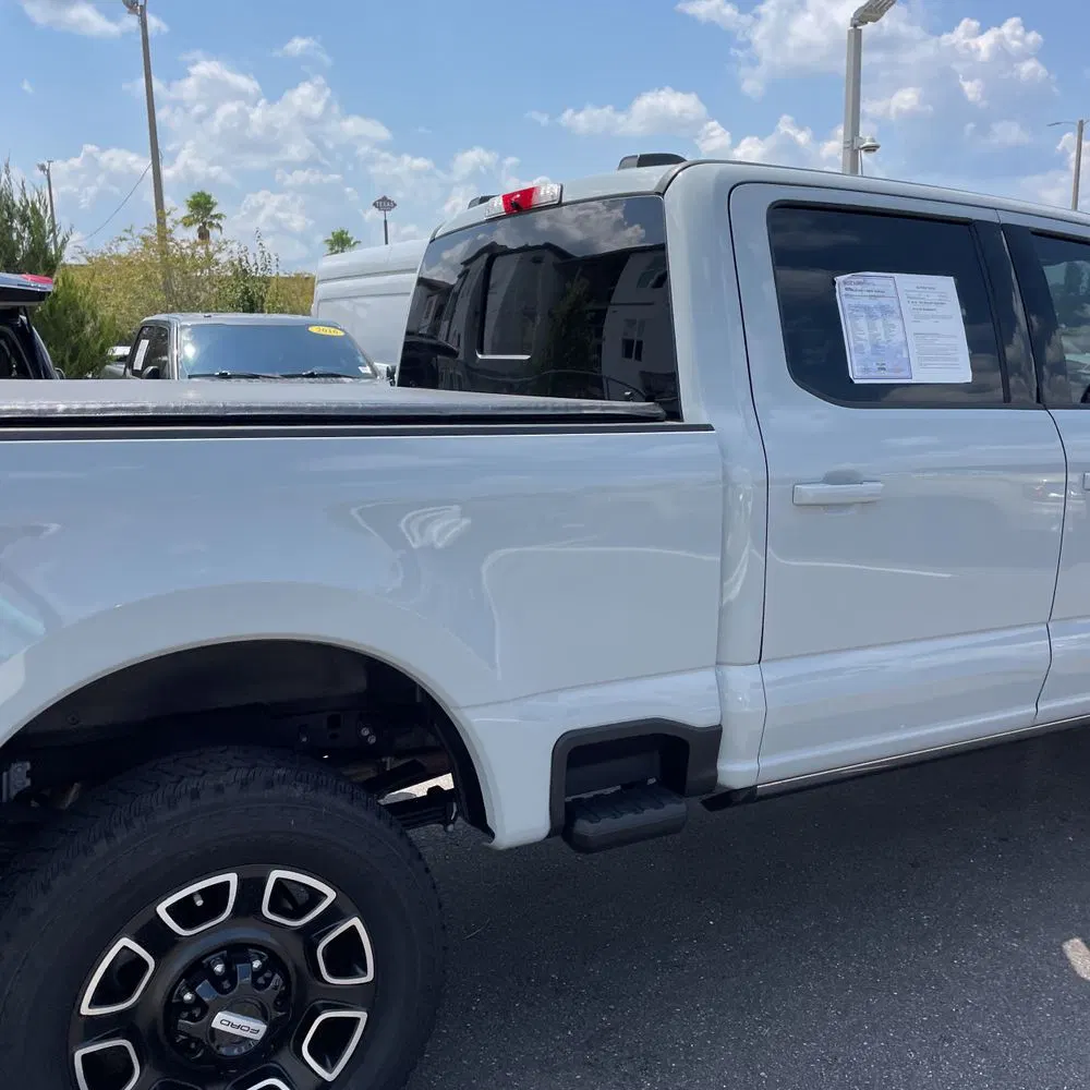 2025 Ford F-250 Super Duty Platinum