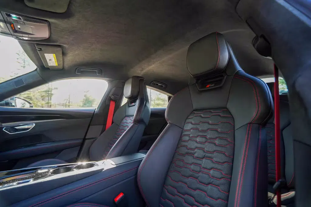 2022 Audi RS E-Tron GT Sedan