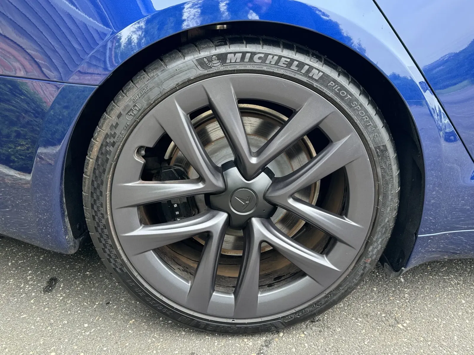 2k-Mile 2021 Tesla Model S Plaid
