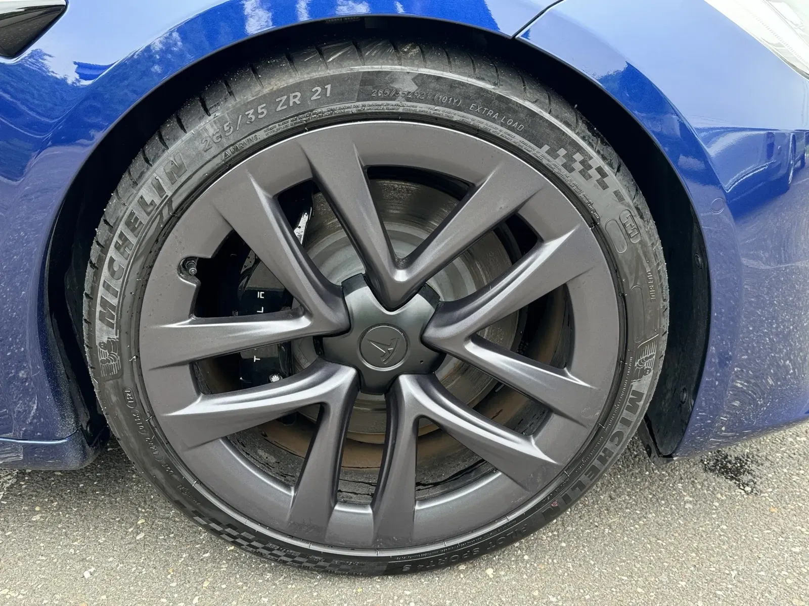 2k-Mile 2021 Tesla Model S Plaid
