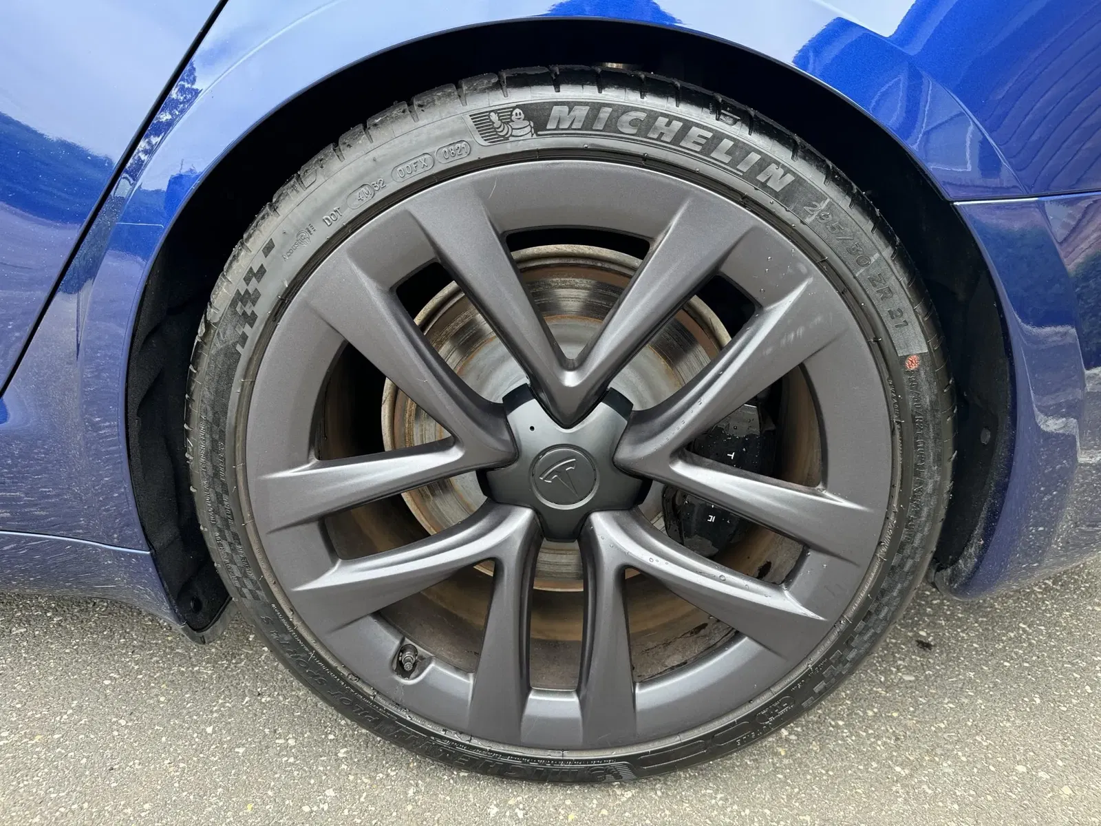 2k-Mile 2021 Tesla Model S Plaid