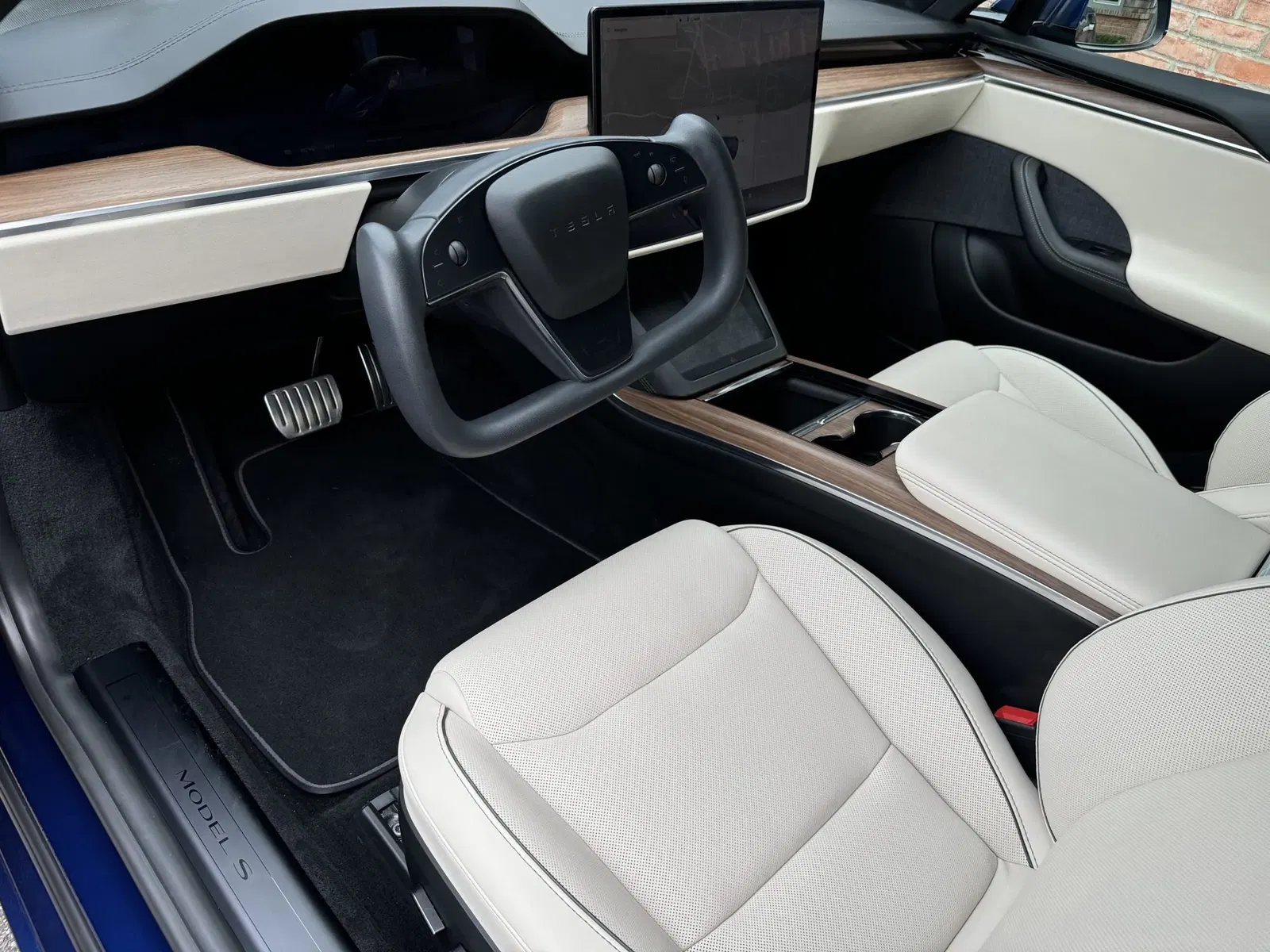 2k-Mile 2021 Tesla Model S Plaid