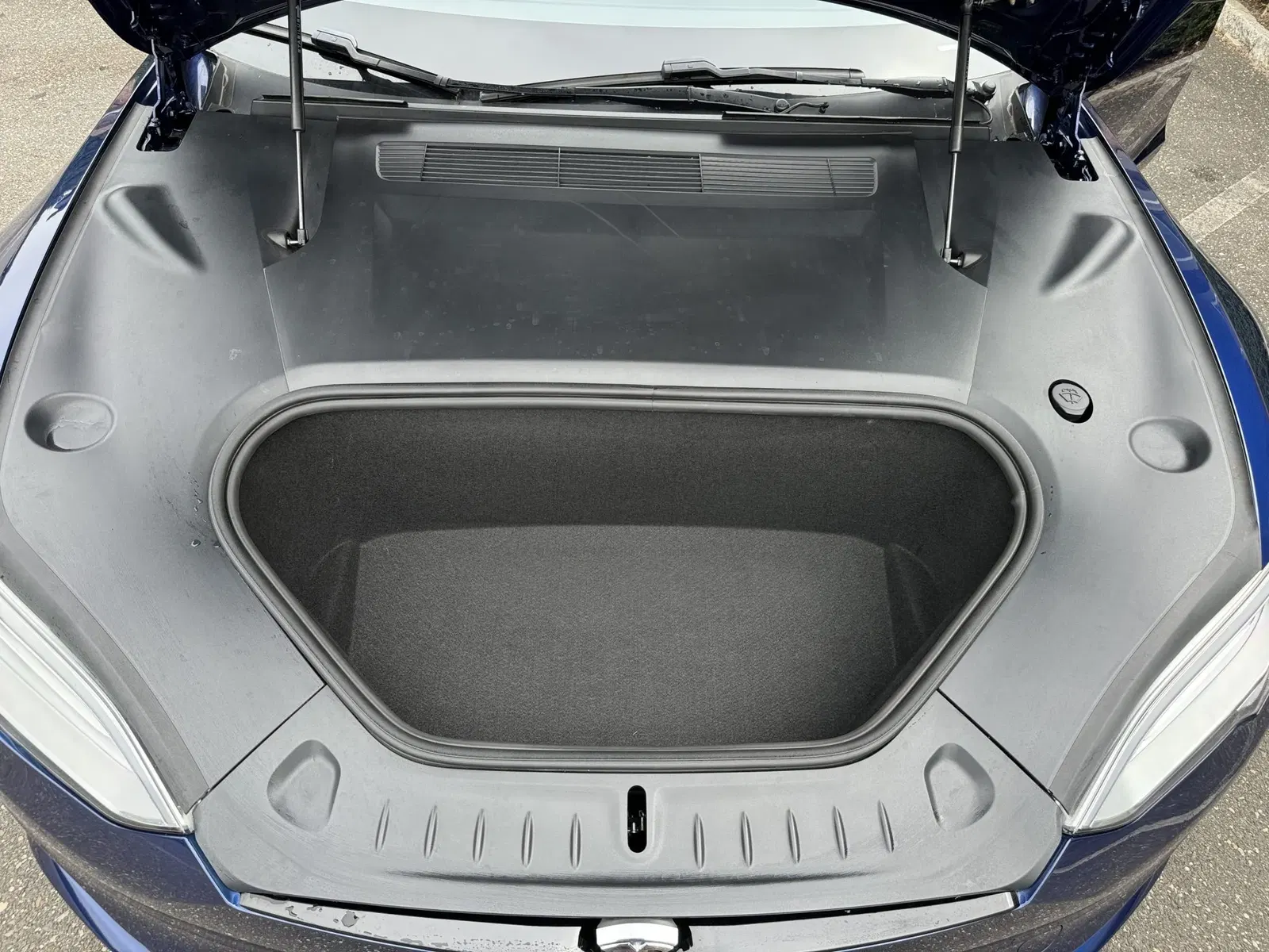 2k-Mile 2021 Tesla Model S Plaid