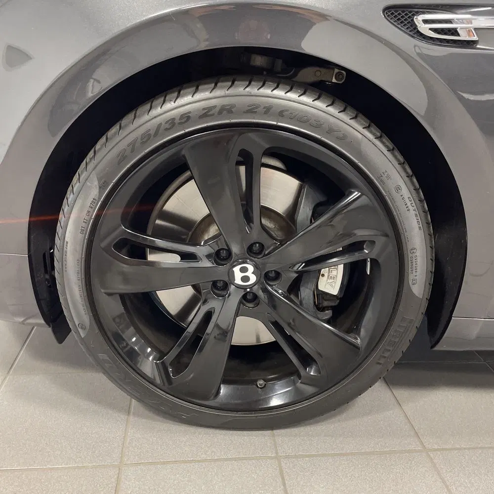 2018 Bentley Flying Spur Base