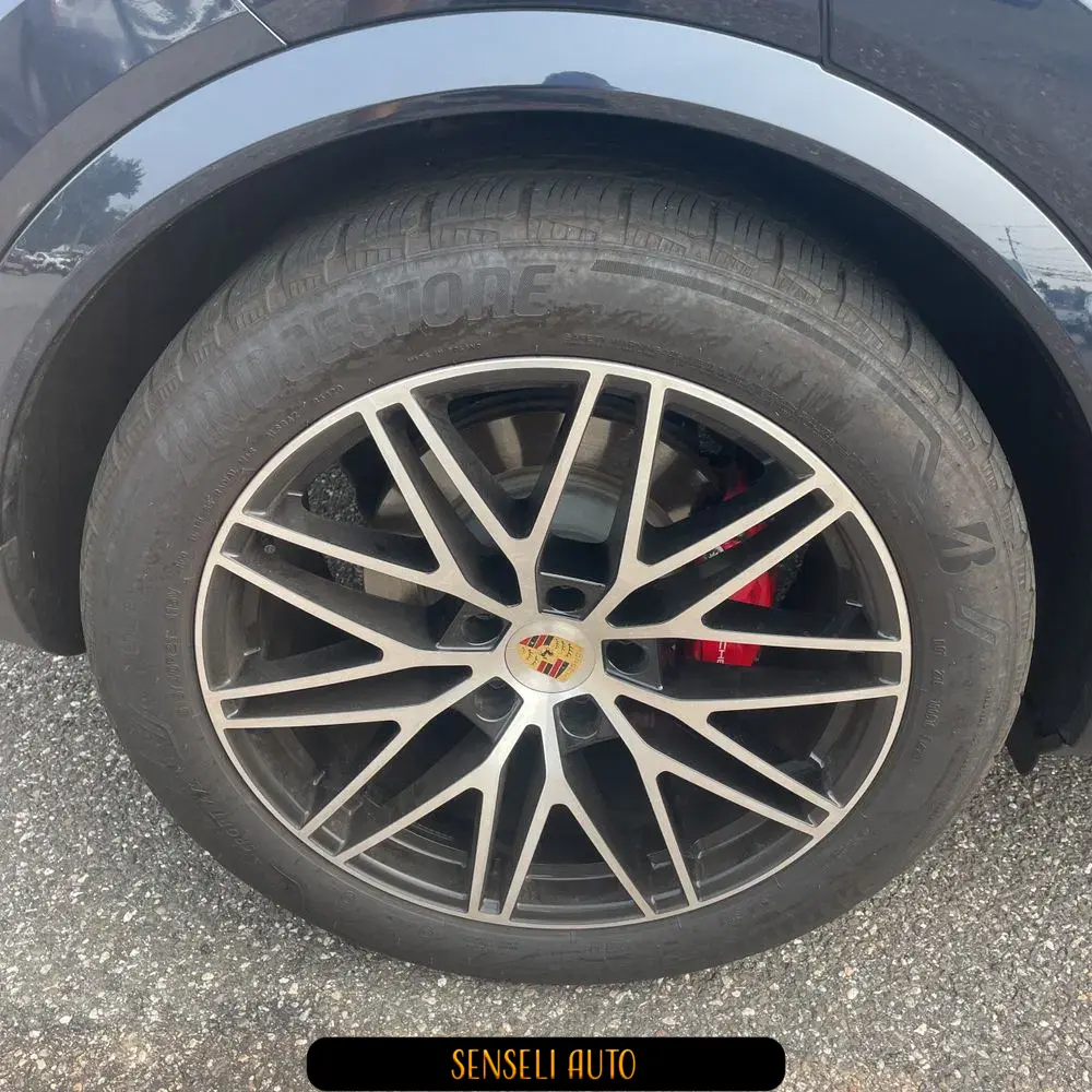 2024 Porsche Cayenne S