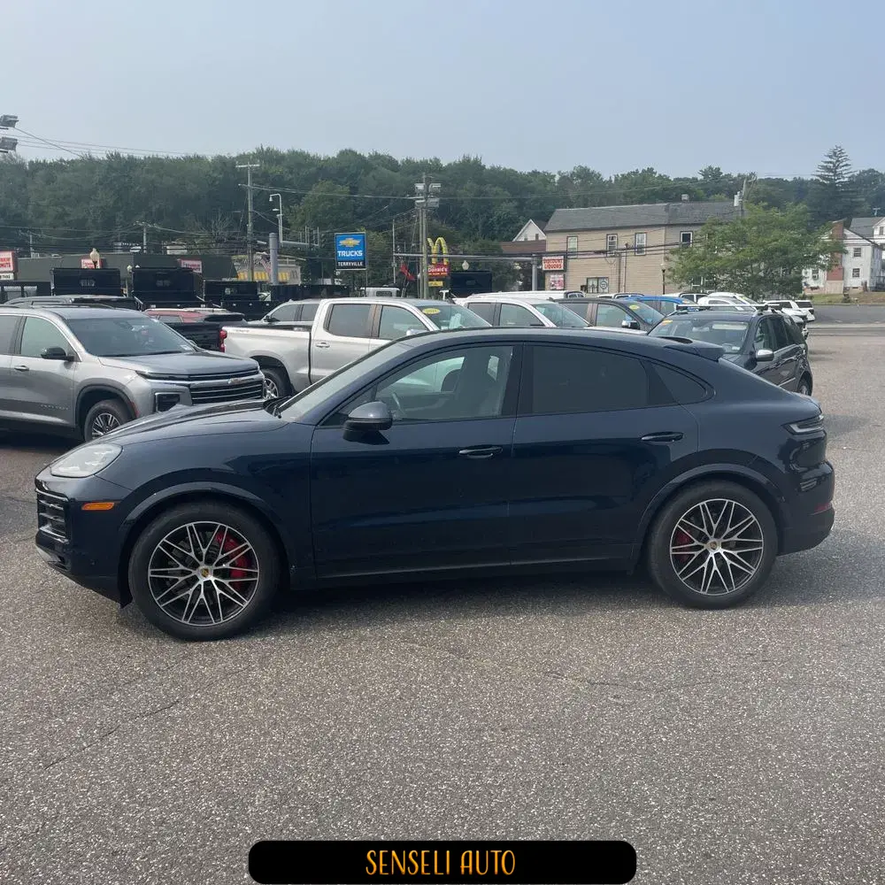 2024 Porsche Cayenne S