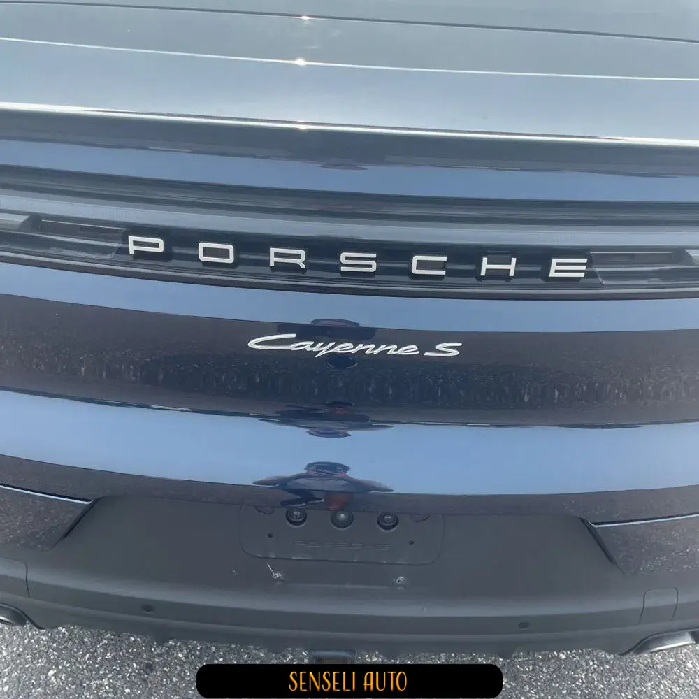 2024 Porsche Cayenne S