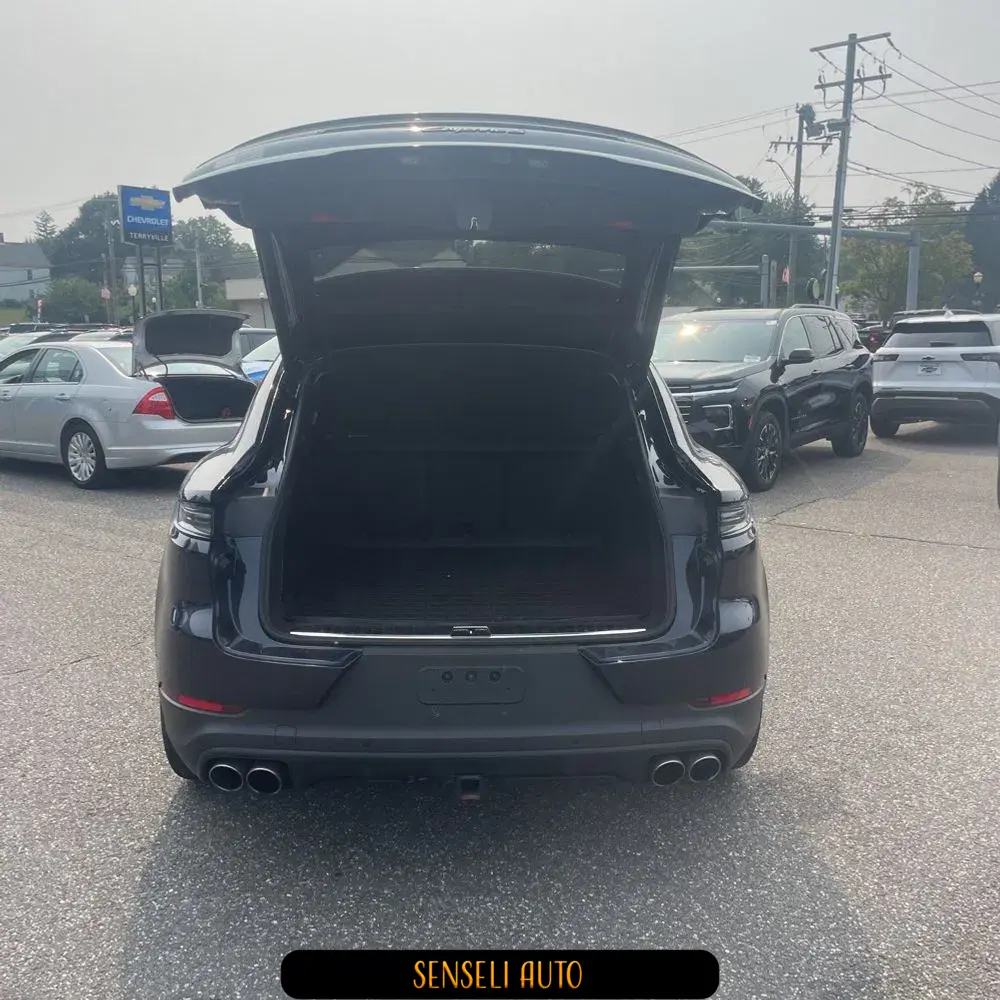 2024 Porsche Cayenne S