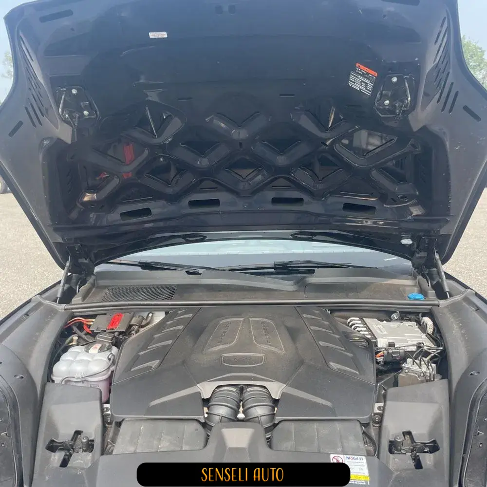 2024 Porsche Cayenne S